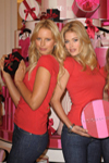 2008 11 13 - Victoria's Secret Angels Share Favorite Holiday Gift Picks at Miami Beach, Florida (2008) 2008 11 13 - Victoria's Secret Angels Share Favorite Holiday Gift Picks at Miami Beach, Florida (2008)