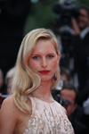 2011 05 23 - The Closing ceremony on Cannes Film Festival (2011) 2011 05 23 - The Closing ceremony on Cannes Film Festival (2011)