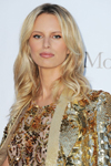 2012 05 25 - Cinema Against AIDS amfAR Gala at the Eden Roc hotel during the 65th Annual Cannes Film (2012)