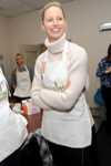 2014 12 11  Feeding America Hosts Bi-Coastal Celebrity Volunteer Event (2014)