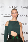 2016 12 01 - Dujour Media, Gilt & Jetsmarter Party in Miami (2016) 2016 12 01 - Dujour Media, Gilt & Jetsmarter Party in Miami (2016)