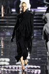 2019 06 13 - Walking the runway, wearing Yohji Yamamoto, at the CR runway x LUISAVIAROMA 90th Annive (2019)