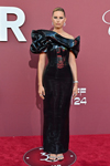 2024 05 24 - amFAR Gala in Cannes (2024) 2024 05 24 - amFAR Gala in Cannes (2024)