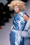 Chloe (-1995) Chloe (-1995)