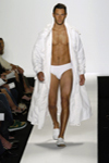 Kenneth Cole (-2005) Kenneth Cole (-2005)