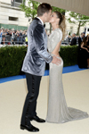 2017 05 02 - MET Gala - Rei Kawakubo Comme des garcons - Art of the In-Between (2017) 2017 05 02 - MET Gala - Rei Kawakubo Comme des garcons - Art of the In-Between (2017)